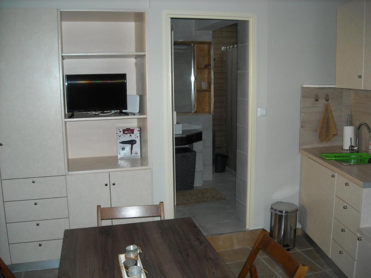 Kalamata Home, Marina A Luaran gambar